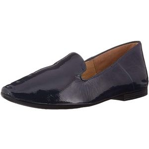Naturalizer Lorna navy patent leather smoking slipper